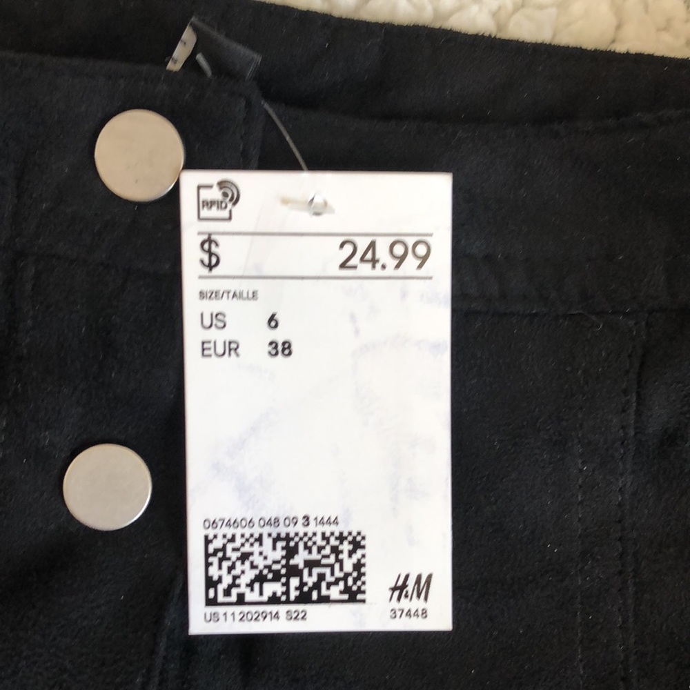 Black Aline Skirt - Picture 5 of 7